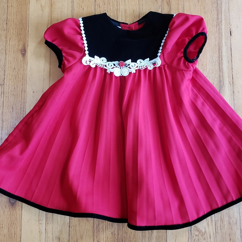 Rose Cottage 3T Red and Black Dress